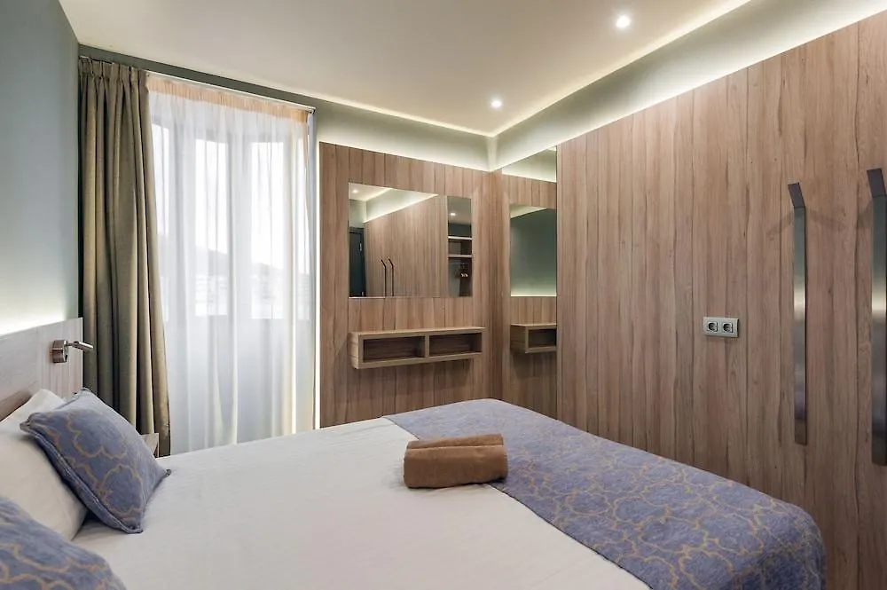 Natalis Apartamentos モロ・デル・ハブレ